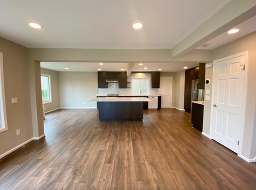 Listing photo thumbnail