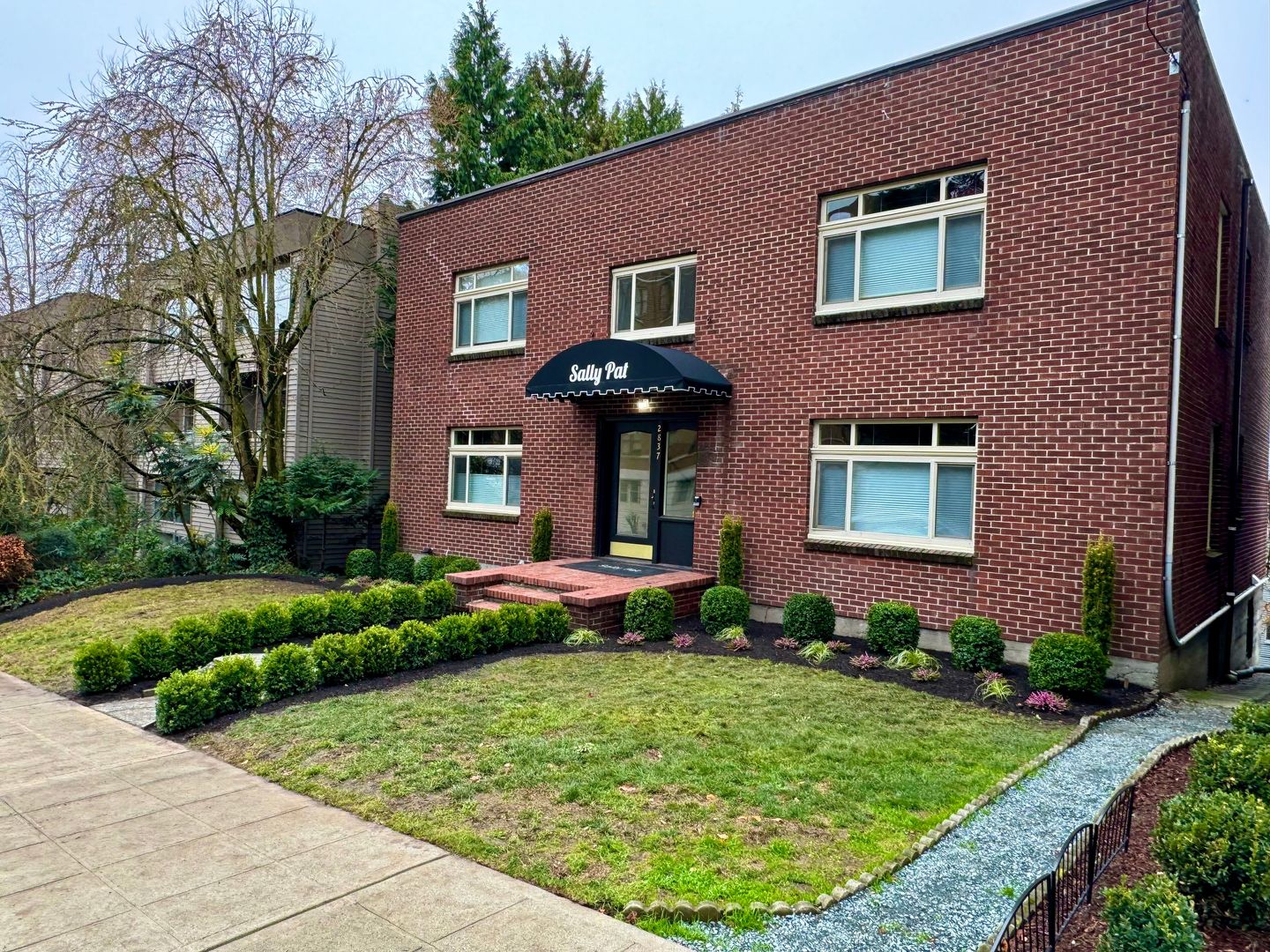 Seattle Apartment: 2837 Franklin Ave E