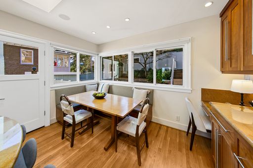 Listing photo thumbnail