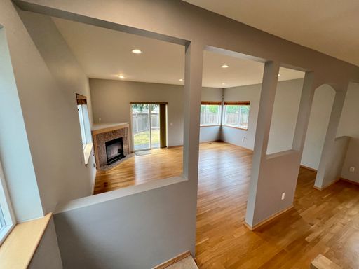 Listing photo thumbnail