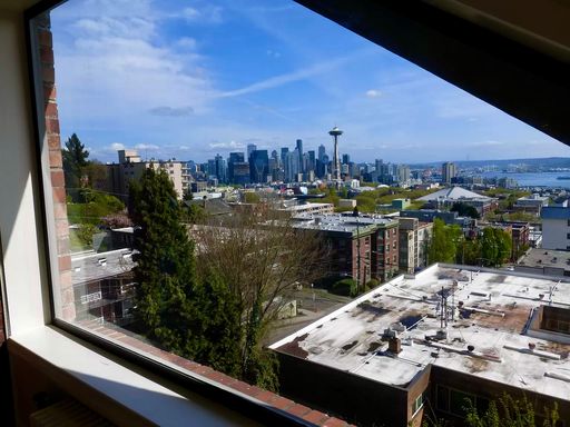 Listing photo thumbnail