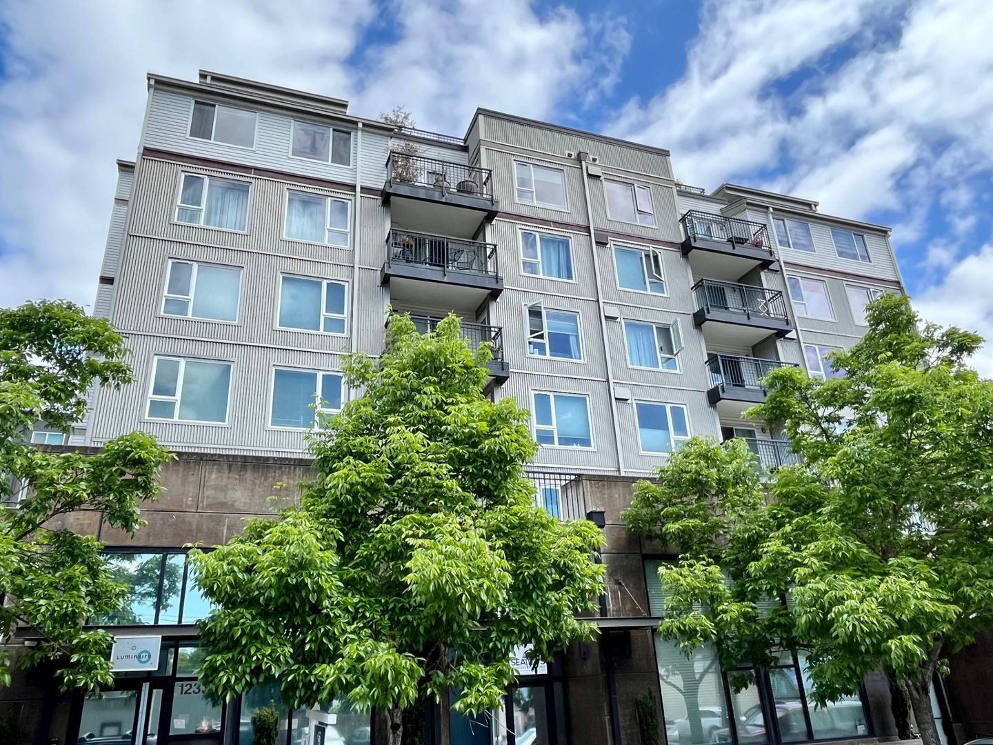 Seattle Condo: 12334 31st Ave NE #505