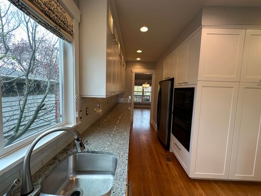 Listing photo thumbnail