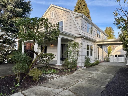 Listing photo thumbnail