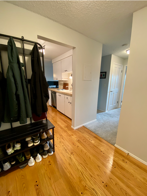 Listing photo thumbnail