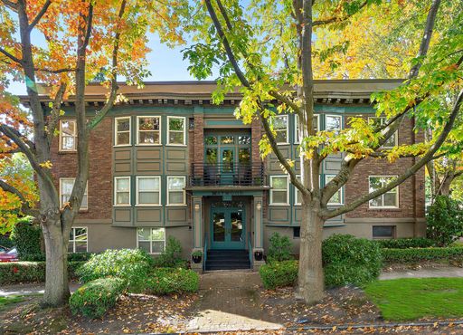 1321 4th Ave W - 10, Seattle, WA 98119