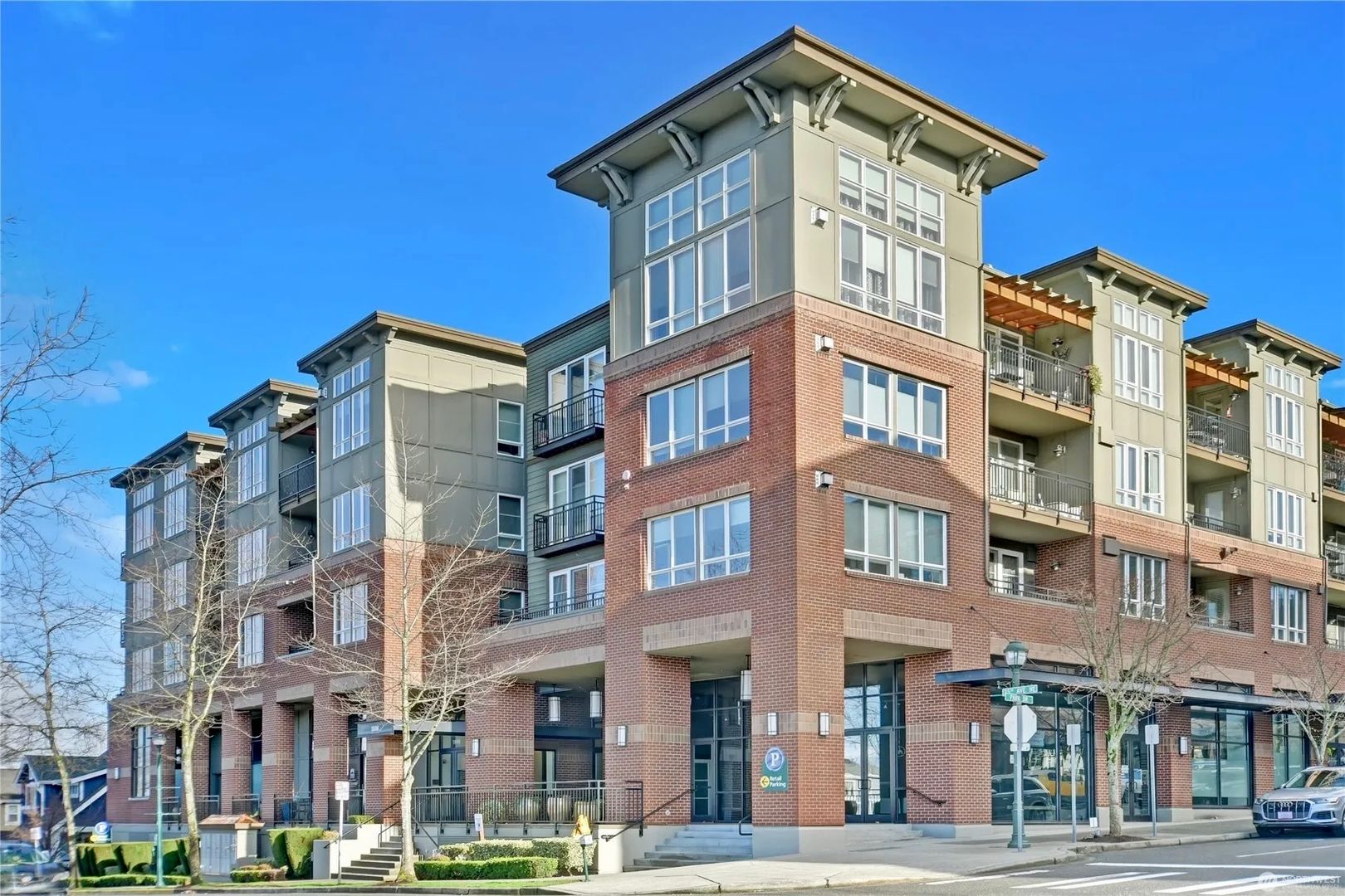 Issaquah Condo: 1880 25th Ave NE #301