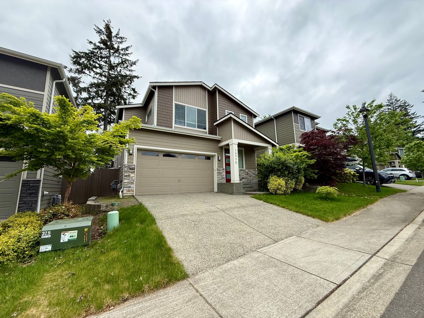Renton House: 13775 SE 183rd St