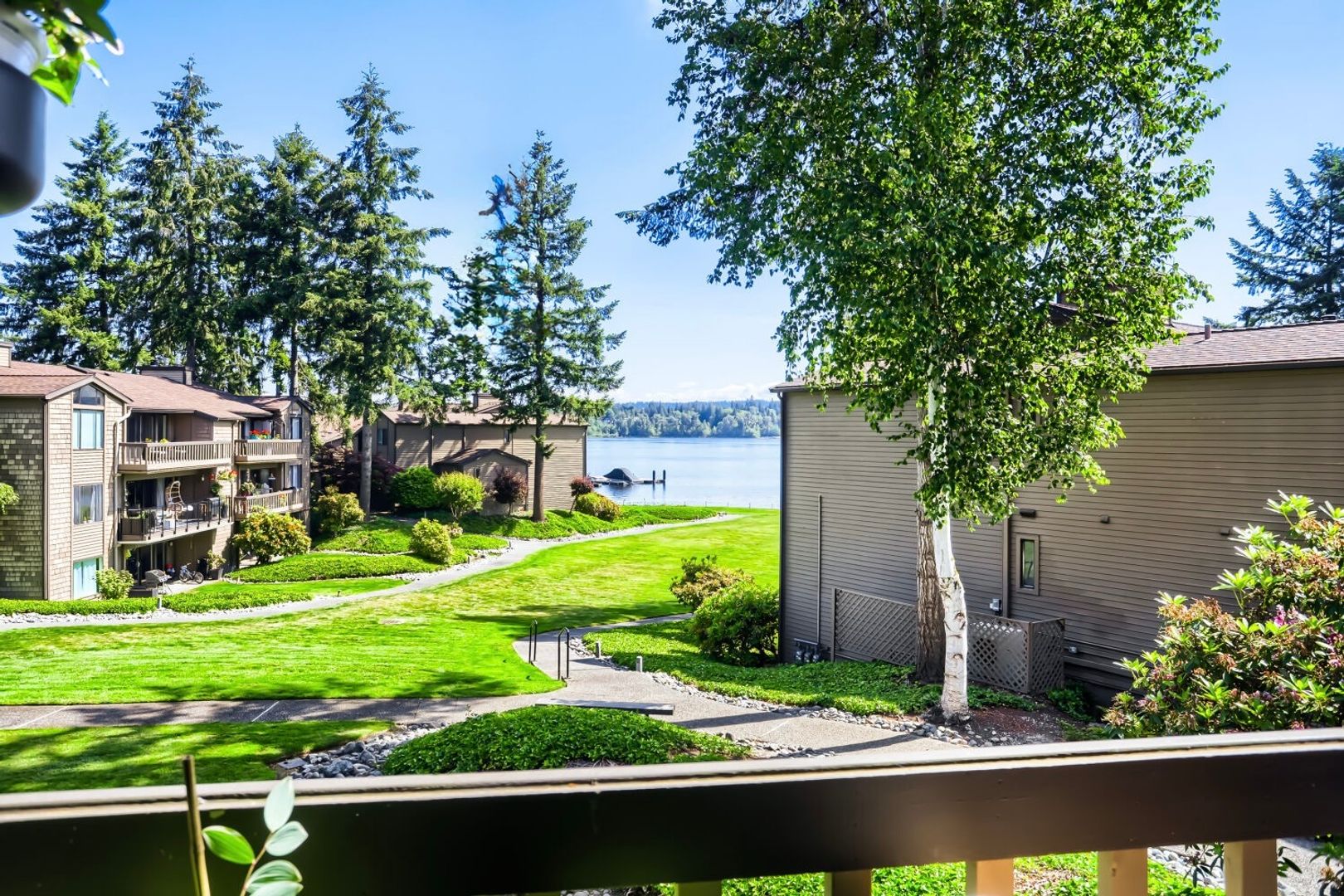 Redmond Condo: 17444 NE 40th Pl