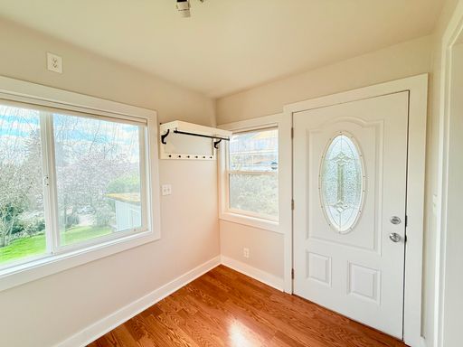 Listing photo thumbnail