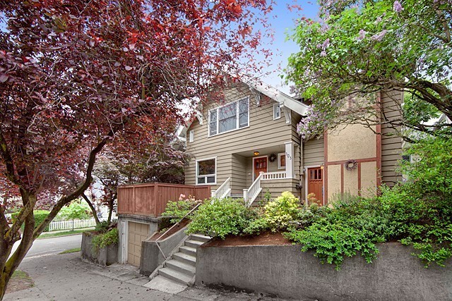 Seattle House: 303 W Blaine St