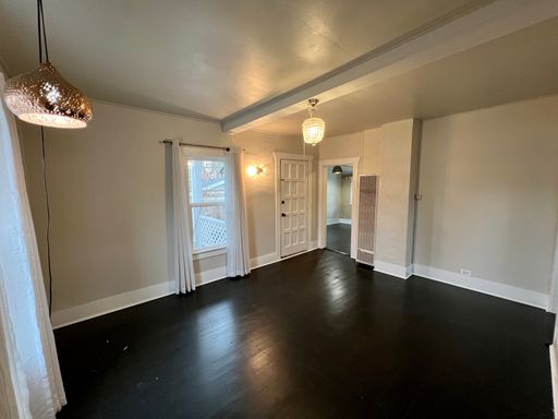 Listing photo thumbnail