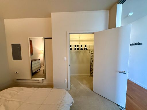 Listing photo thumbnail