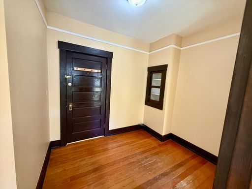 Listing photo thumbnail