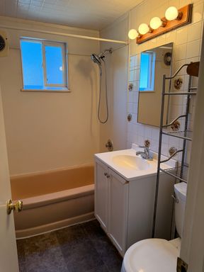 Listing photo thumbnail