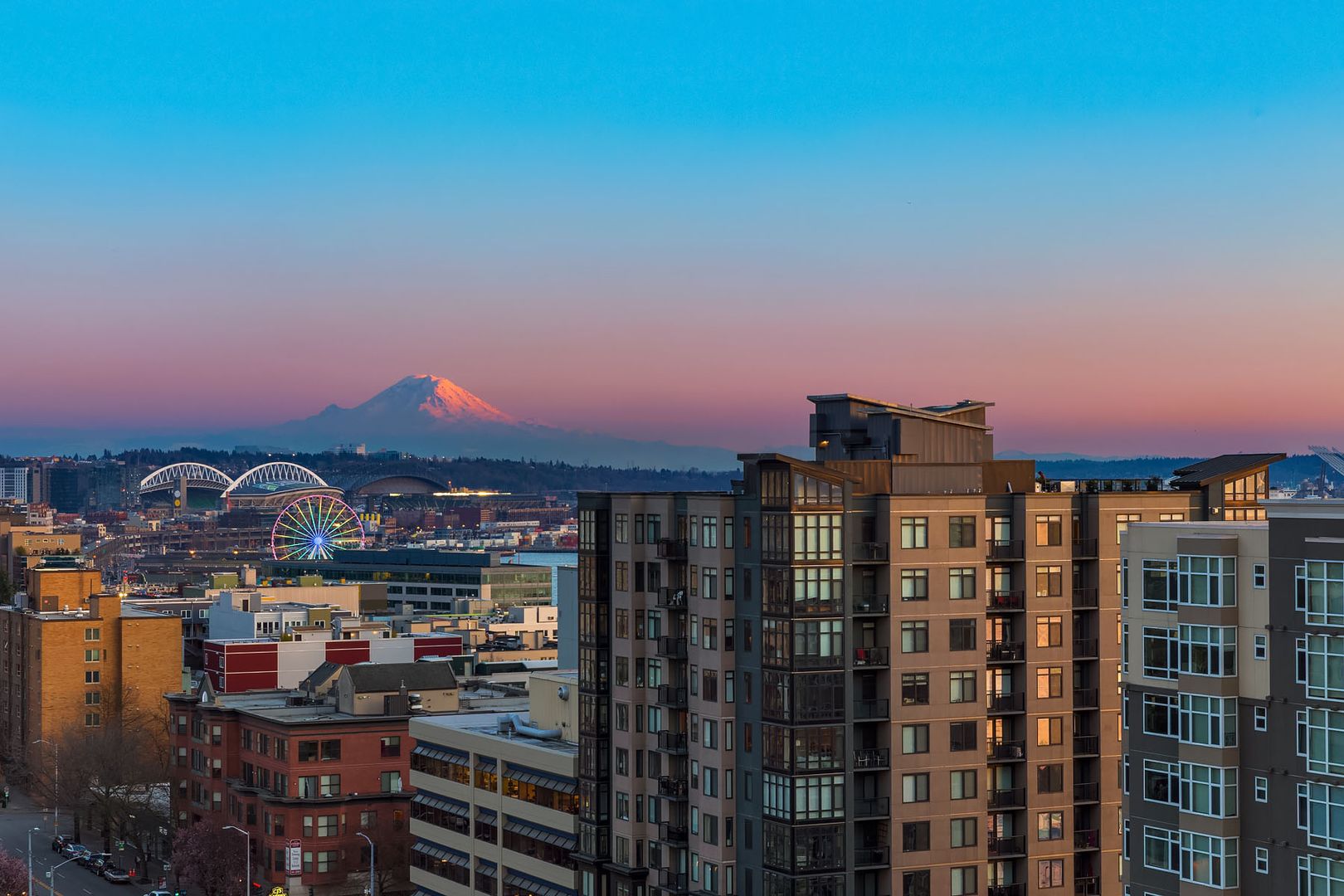 Seattle Condo: 2911 2nd Ave #1303