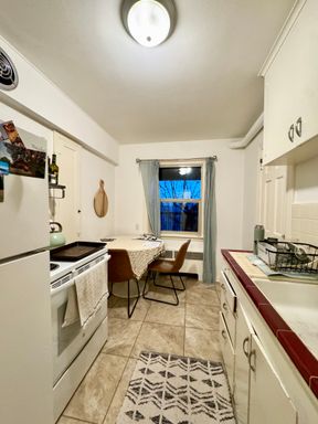 Listing photo thumbnail