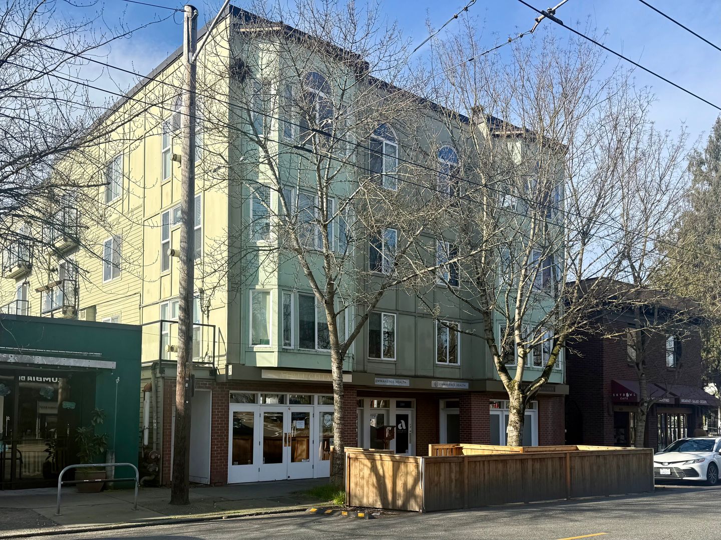Seattle Condo: 1629 Queen Anne Ave N #202
