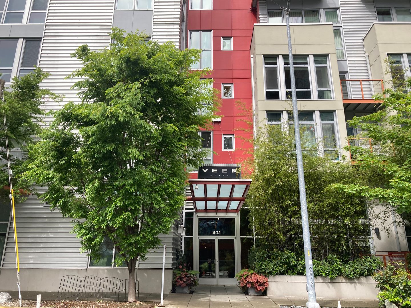 Seattle Condo: 401 9th Ave. N. #208