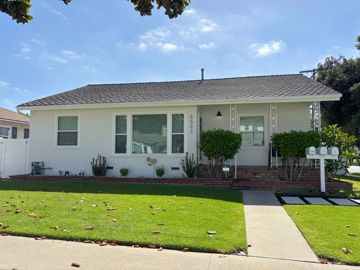 Lakewood Ave Apartment: 5502 Adenmoor Ave