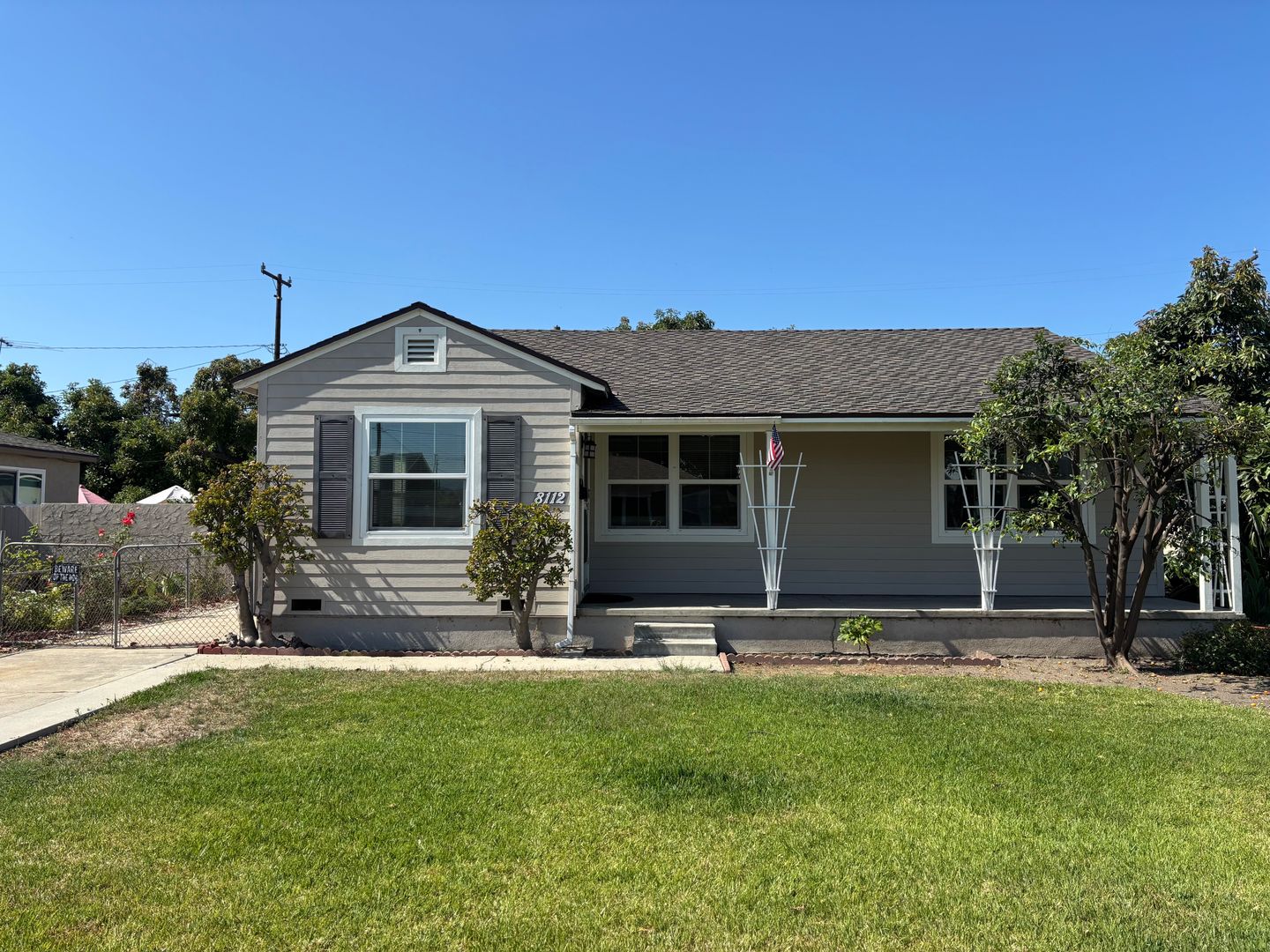 Buena Park House: 8112 Taylor St