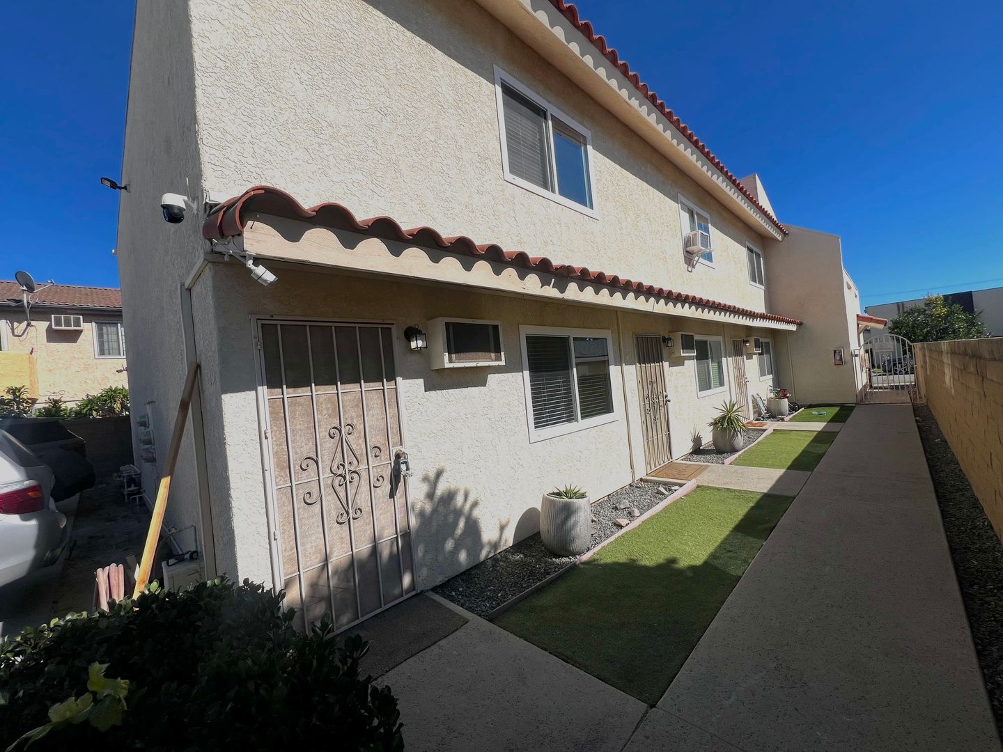 Los Alamitos Apartment: 4351 Green Ave