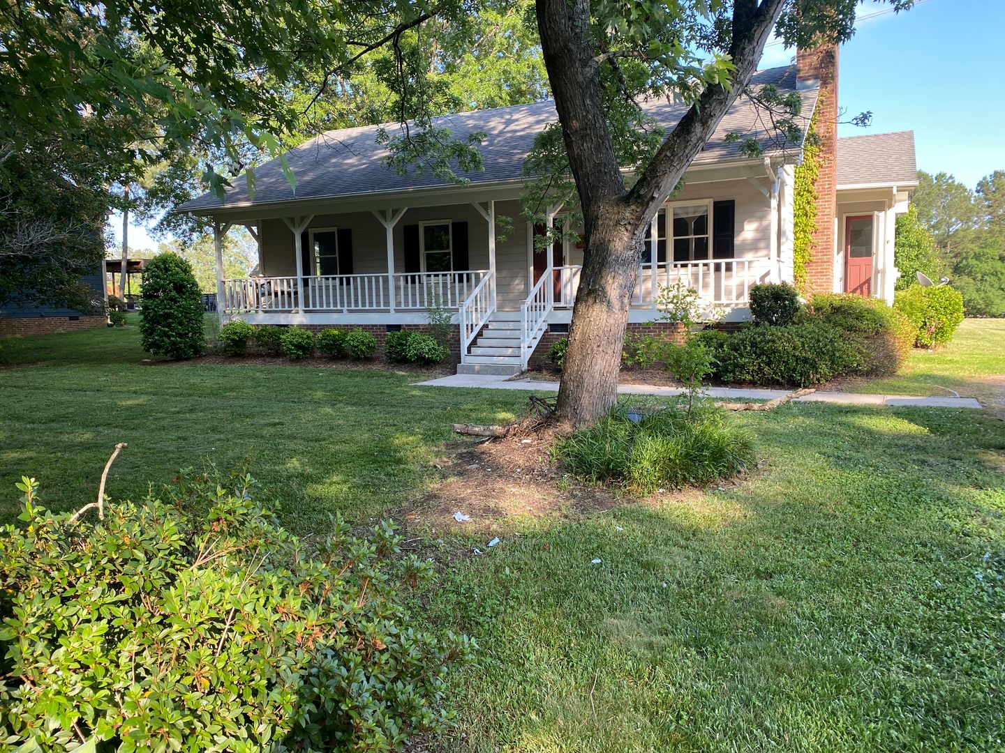 Wendell House: 212 Gailridge Ln