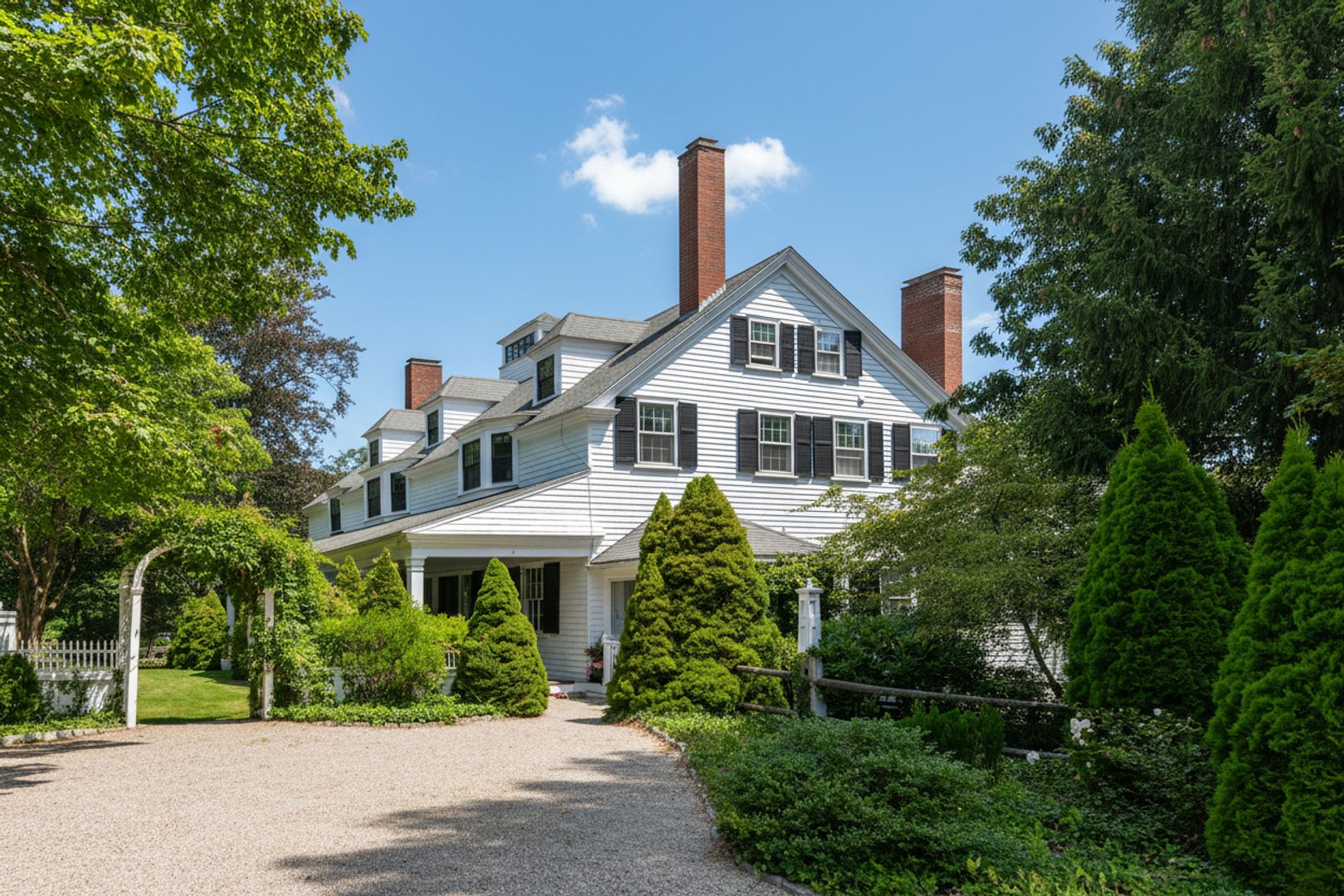 Manchester-by-the-Sea House: 135 Bridge Street