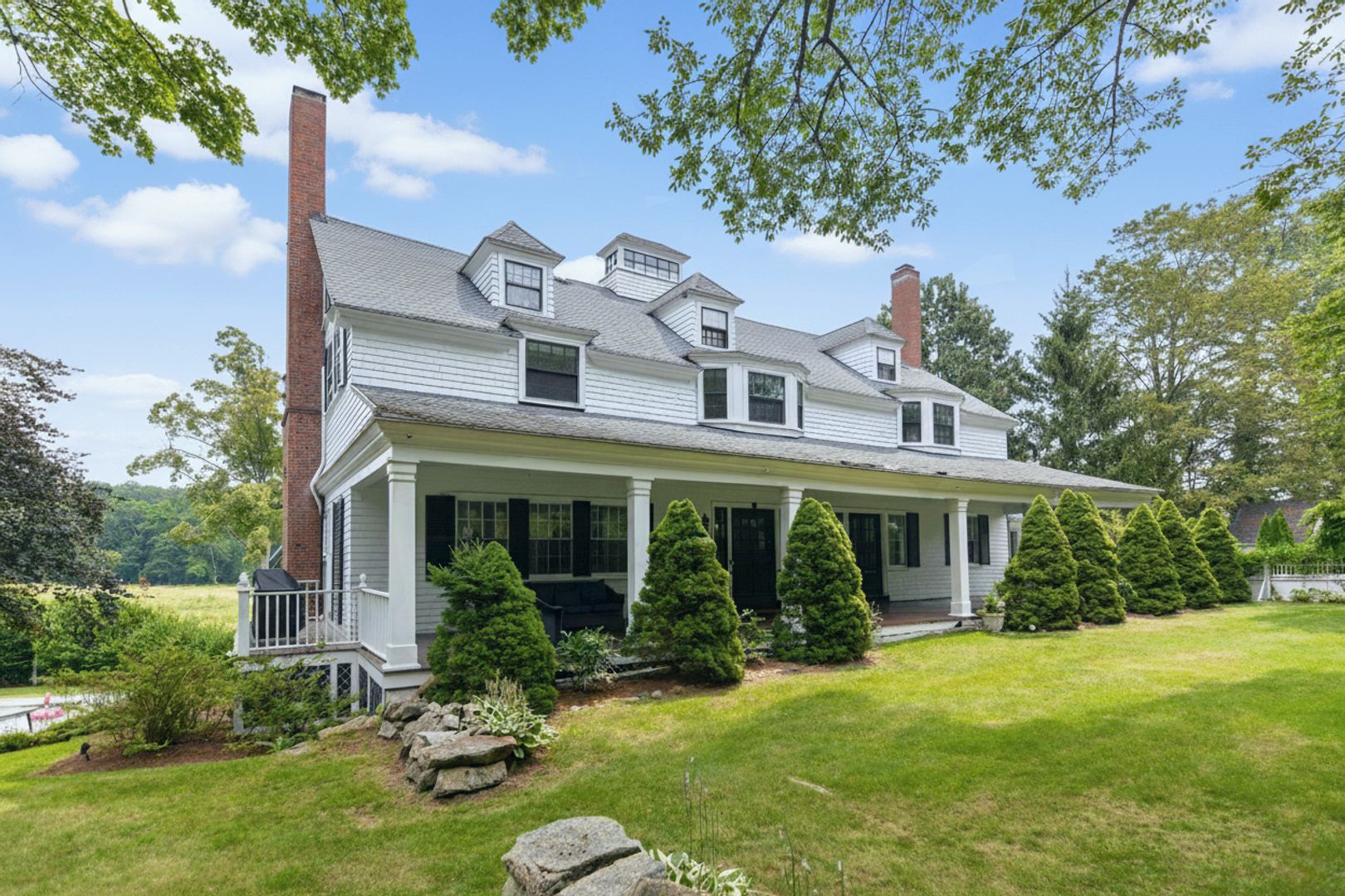 135 Bridge Street - Historic Luxury in Manchester-by-the-Sea