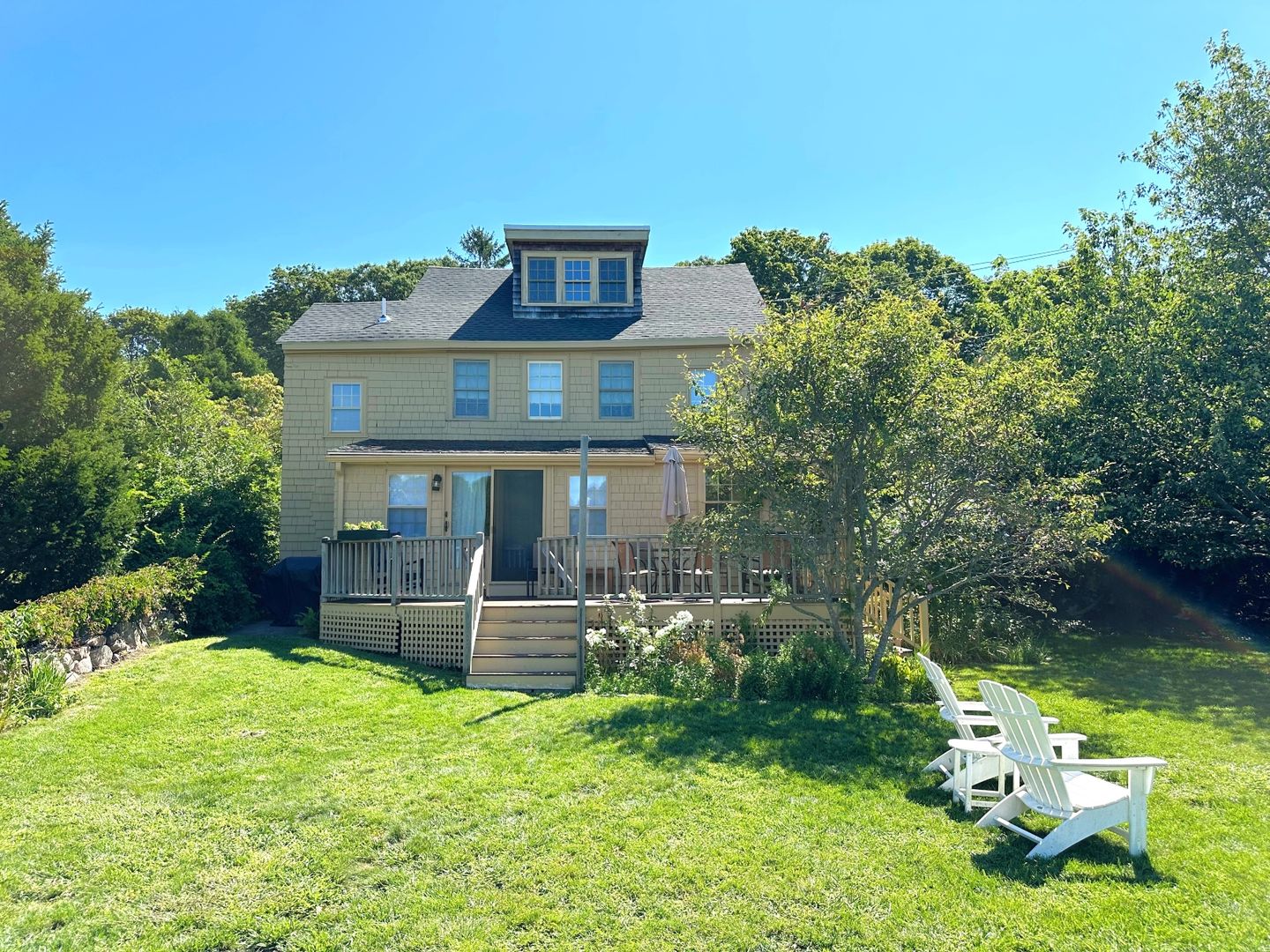 Gloucester House: 420 Washington Street