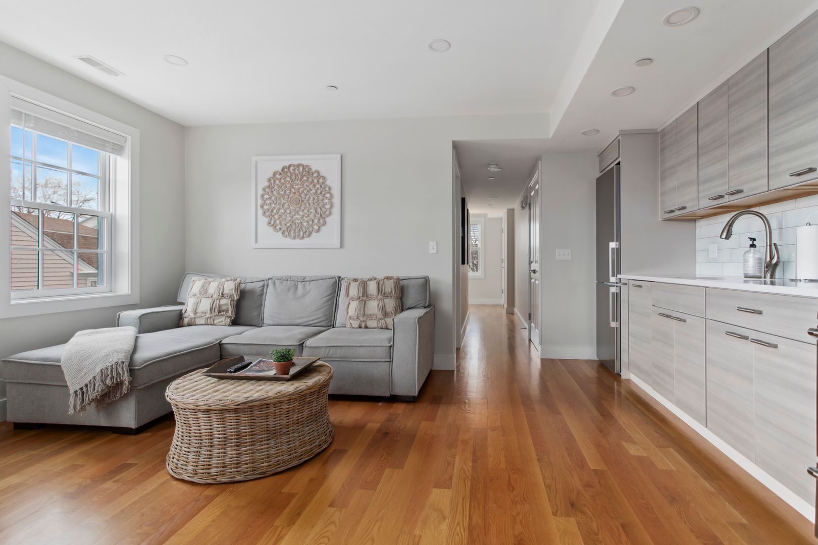 Rockport Apartment: 8 Hale Street Unit 2
