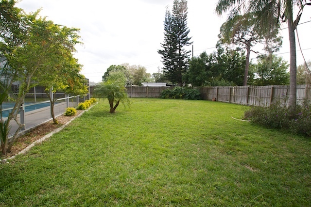 Port St. Lucie House: 336 SE Tranquilla Avenue