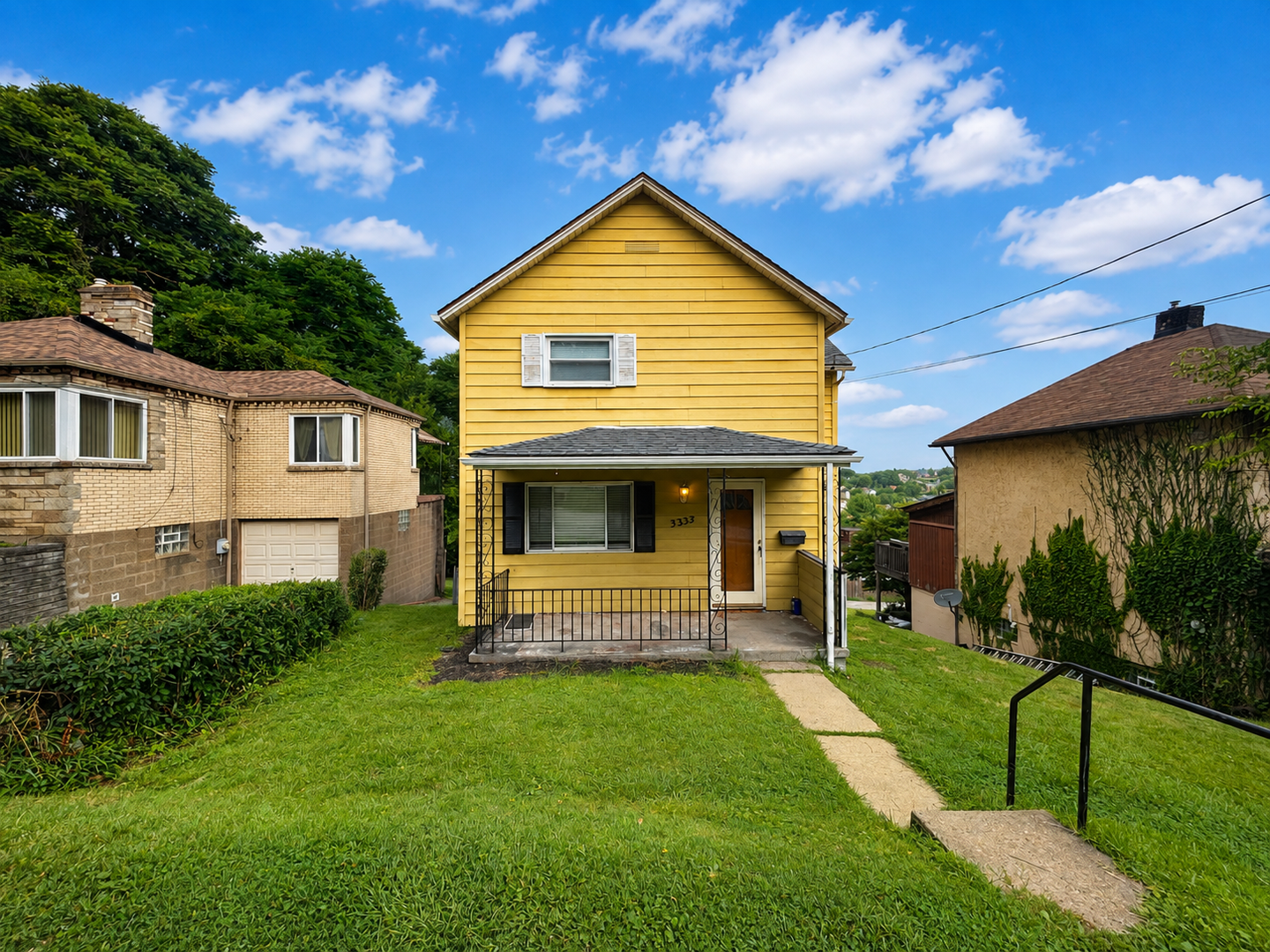 West Mifflin House: 3333 Lincoln Ave