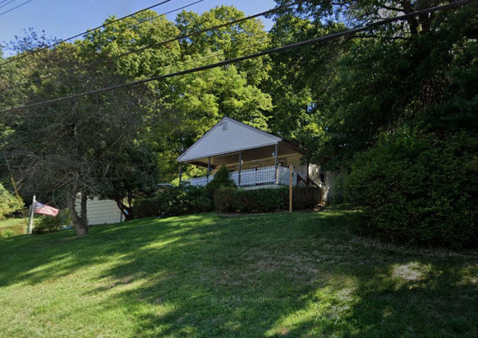 Monroeville House: 655 Beatty Road