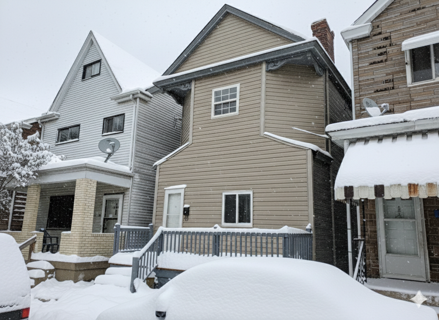 Munhall House: 1411 Martha St