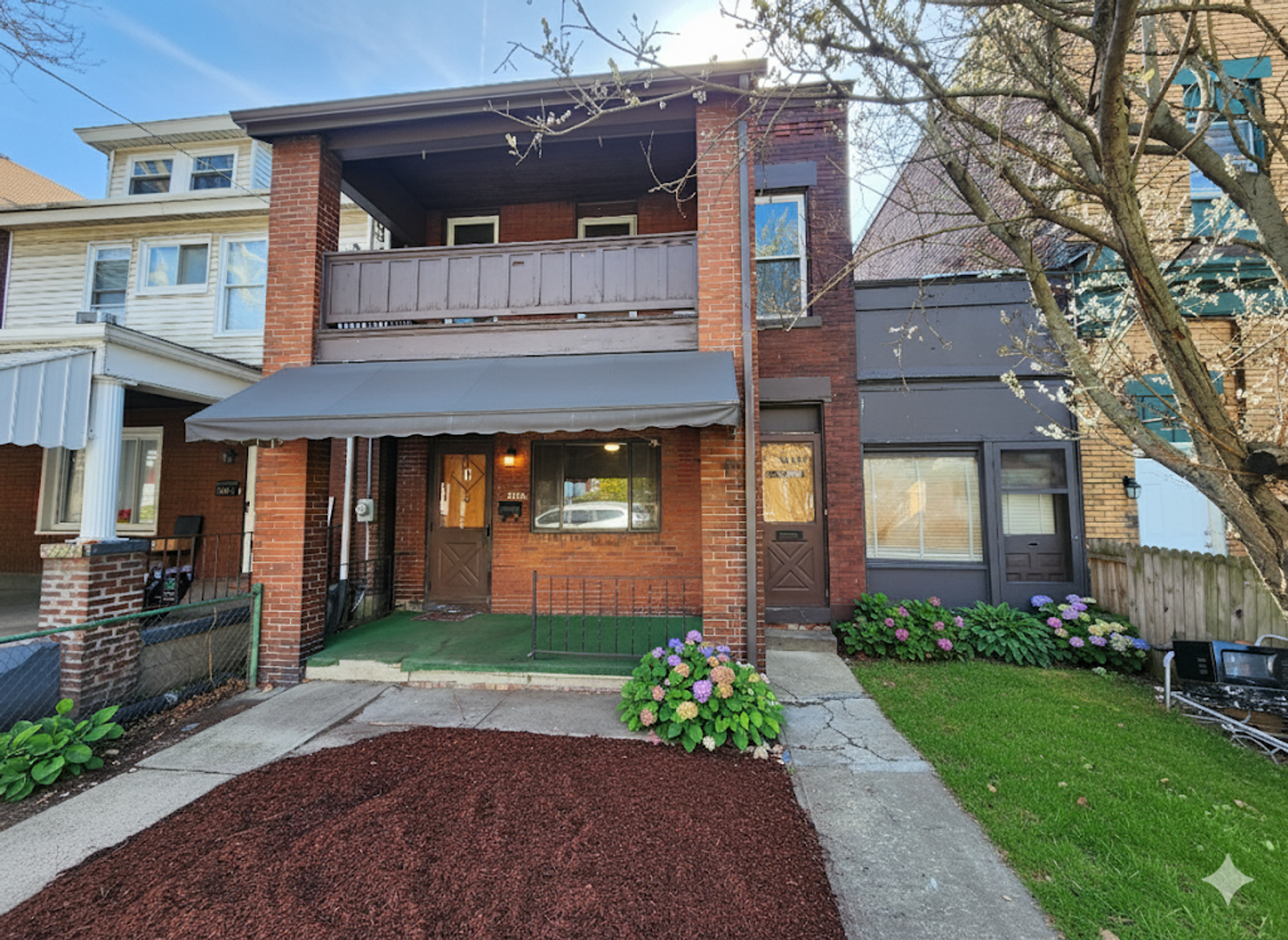 Pittsburgh House: 2226 Woodstock Ave 1st Fl