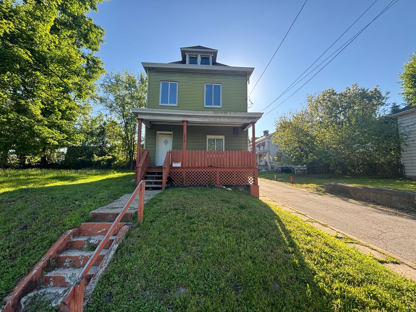 Pittsburgh House: 3620 Grenada St