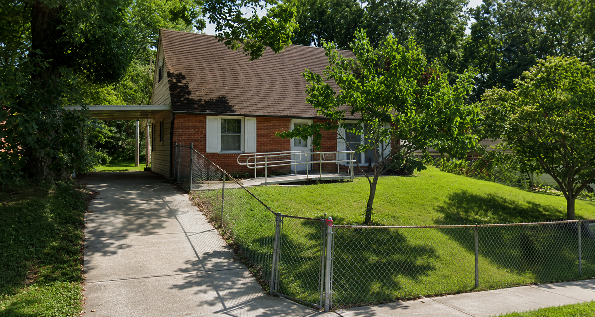 Asheville House: 18 Dogwood Ct