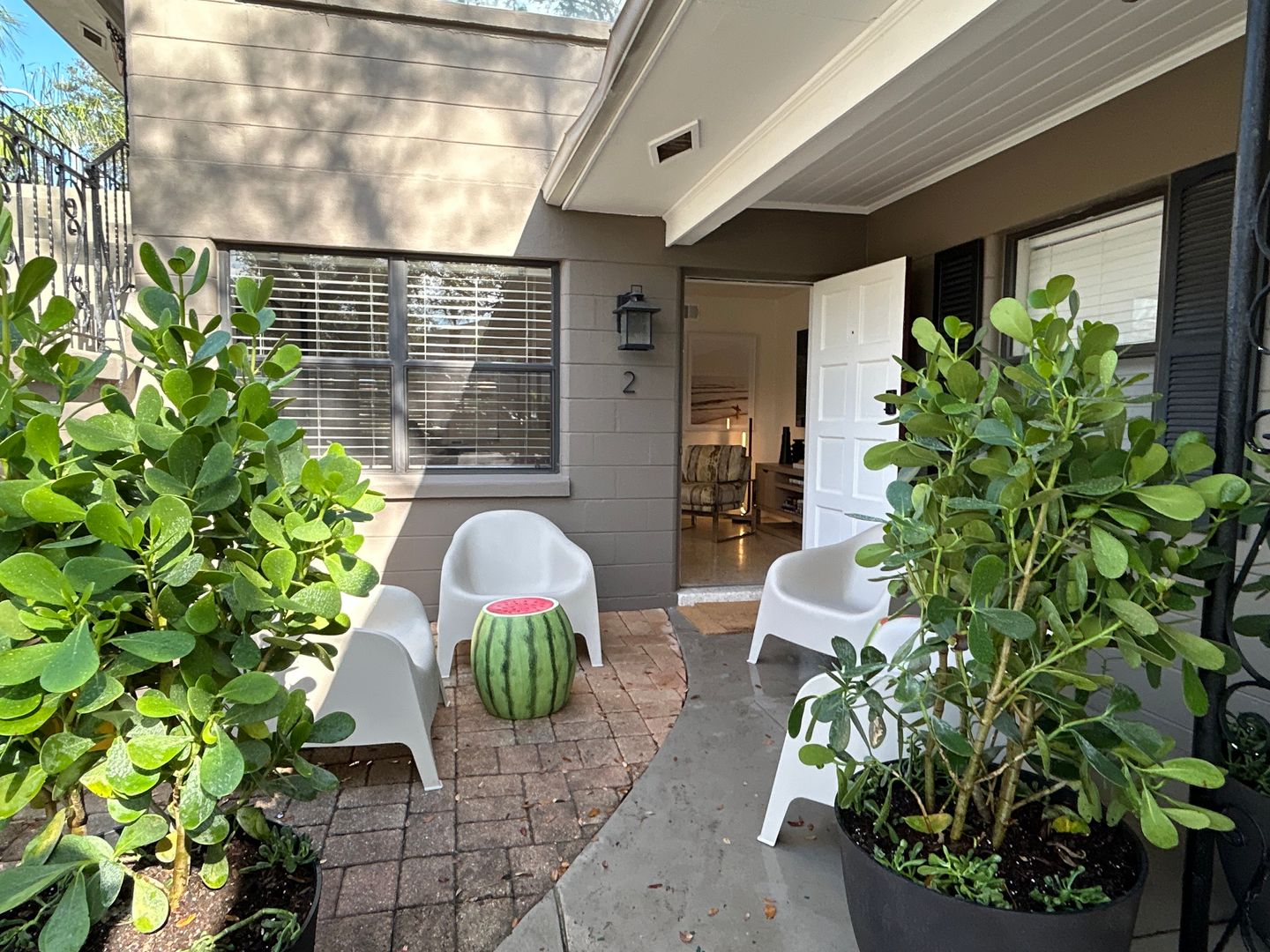 Tampa Apartment: 201 Columbia Dr