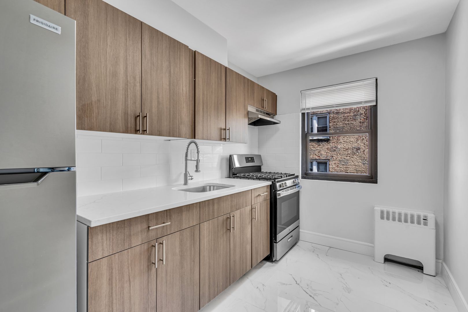 Palisades Park Apartment: 508-542 Broad Avenue