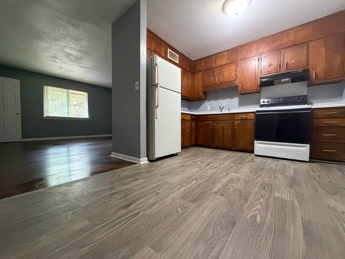 Chattanooga Apartment: 3340 Pinewood Ave.