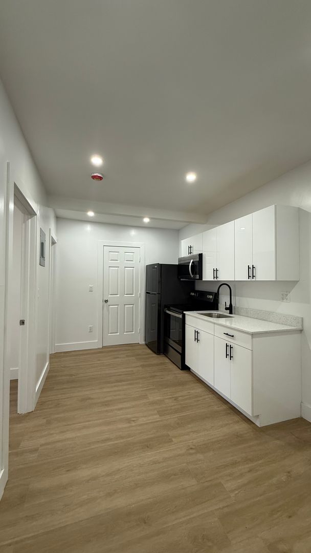 Miami Apartment: 211 SW 10th. Ave. - Unit #5