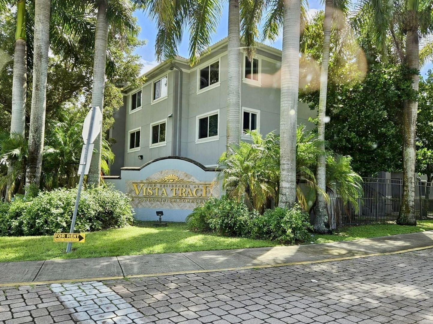 Homestead Condo: 15440 SW 284th ST