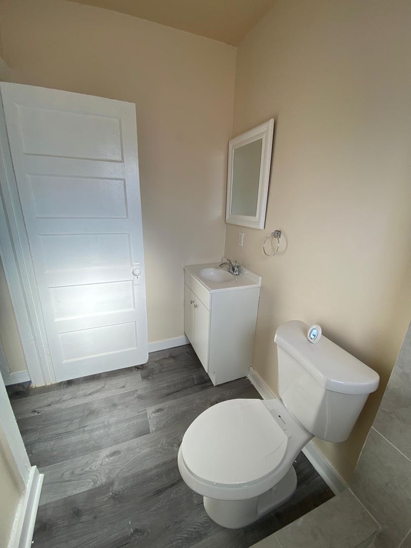 Miami Apartment: 1011 SW 5 St.