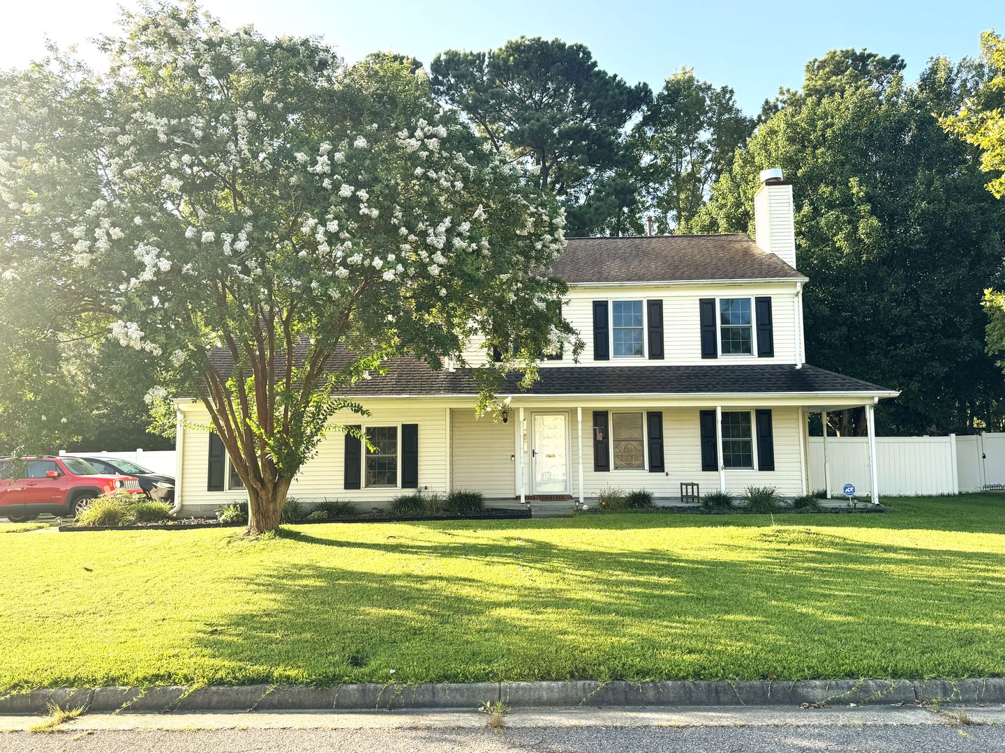 Virginia Beach House: 3917 Larchwood Dr