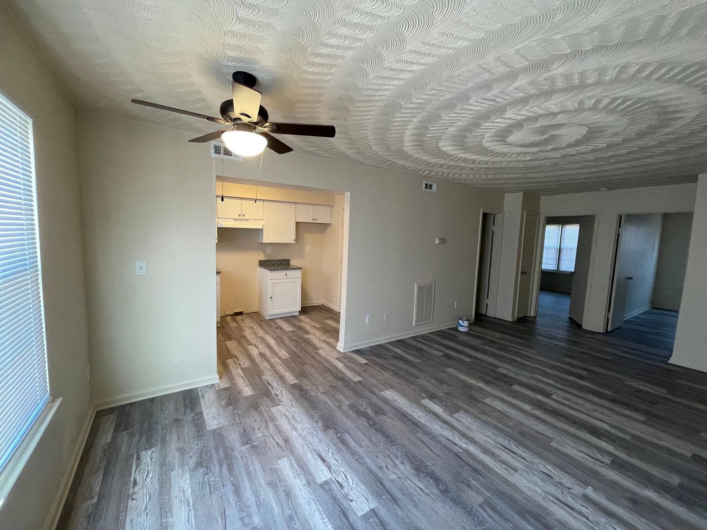 Norfolk Apartment: 2812 Corprew Ave