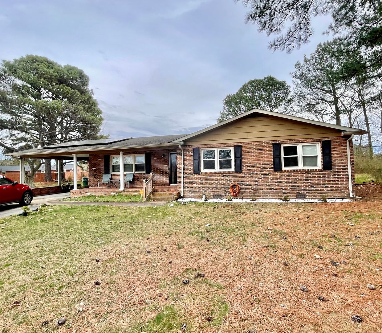 Suffolk House: 1341 Devonshire Court