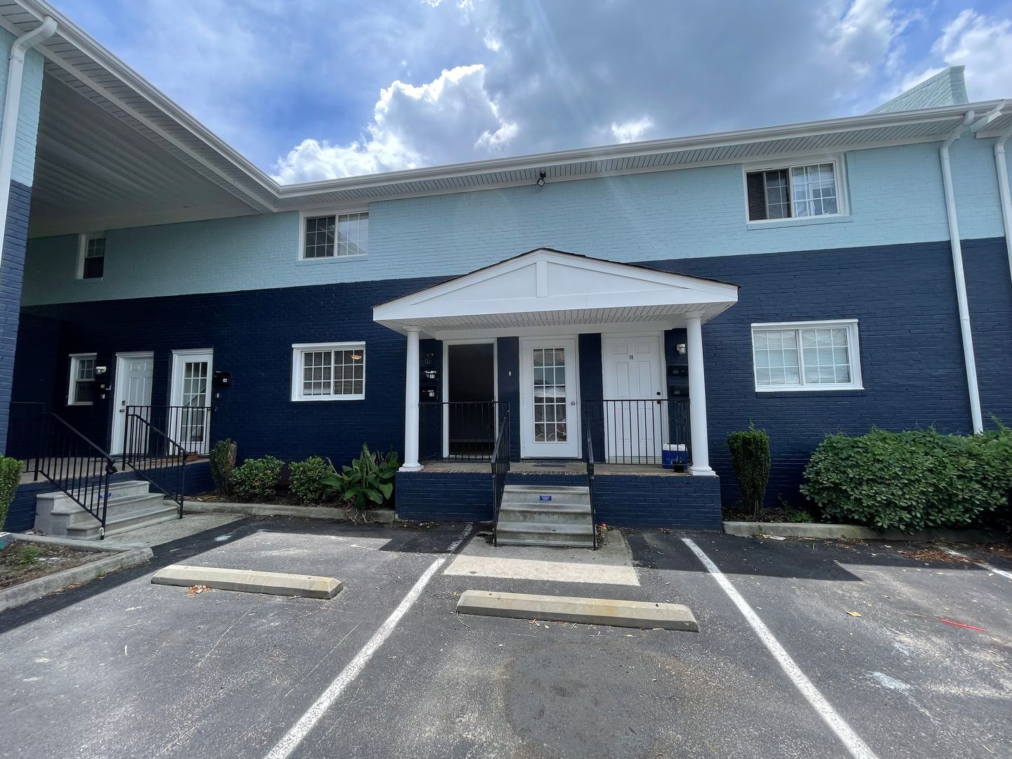 Norfolk Apartment: 9628 12th Bay St