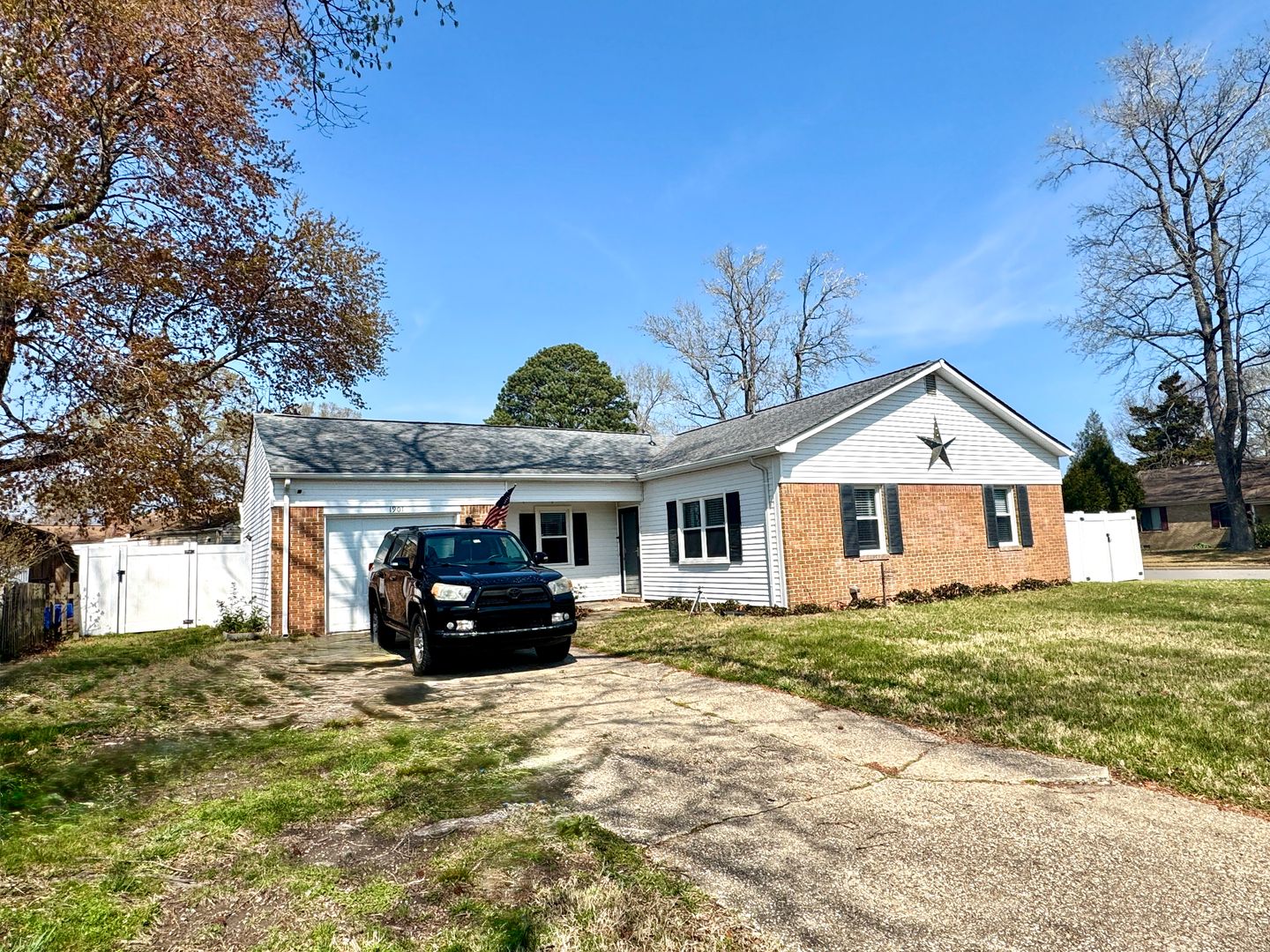 Virginia Beach House: 1901 Blue Knob Rd