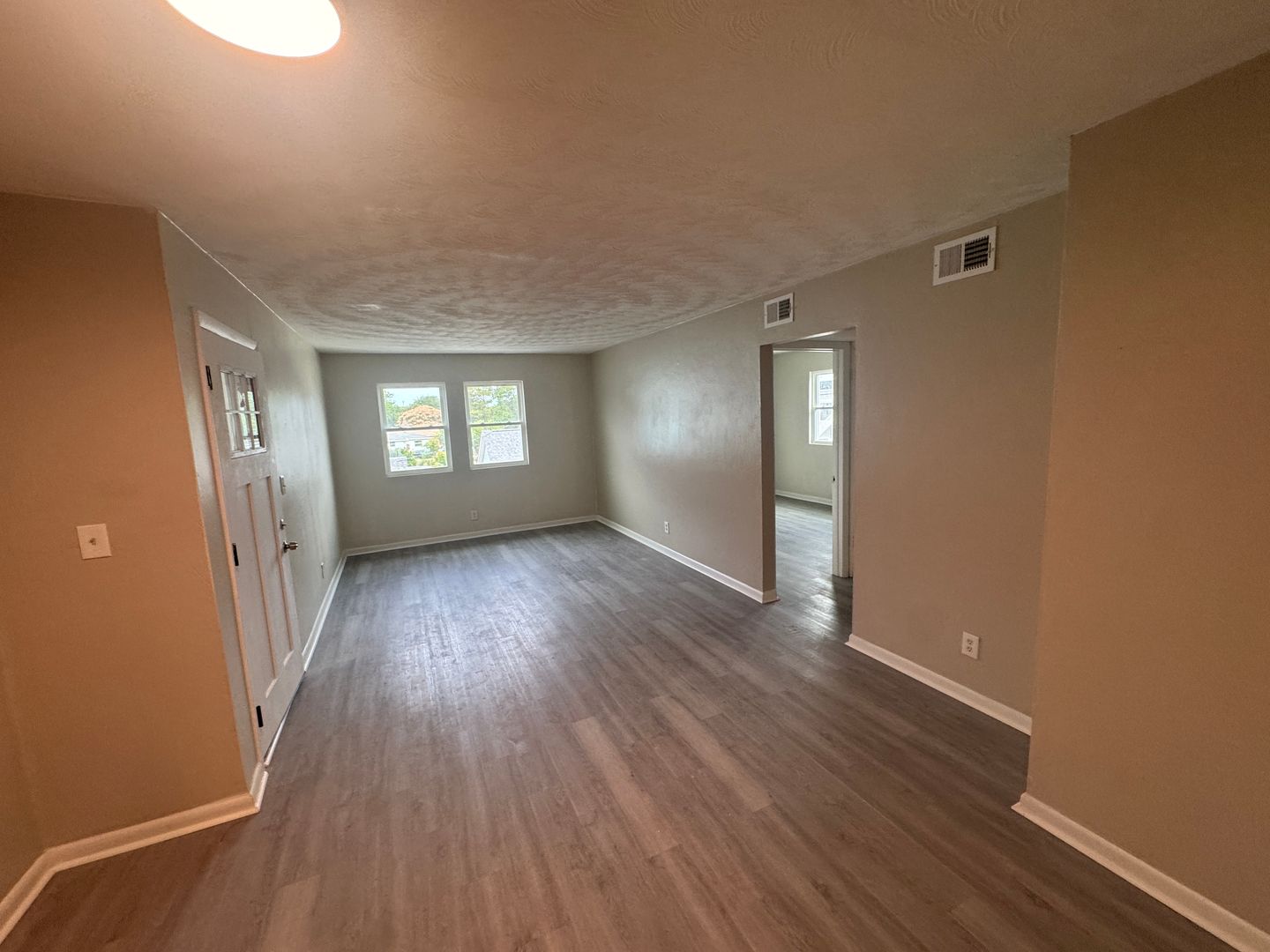 Norfolk Apartment: 1125 Little Bay Ave